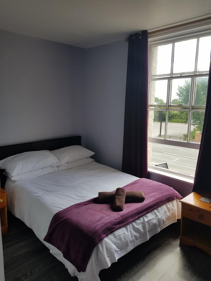 The Friar Tucks Hotell Gloucester Eksteriør bilde